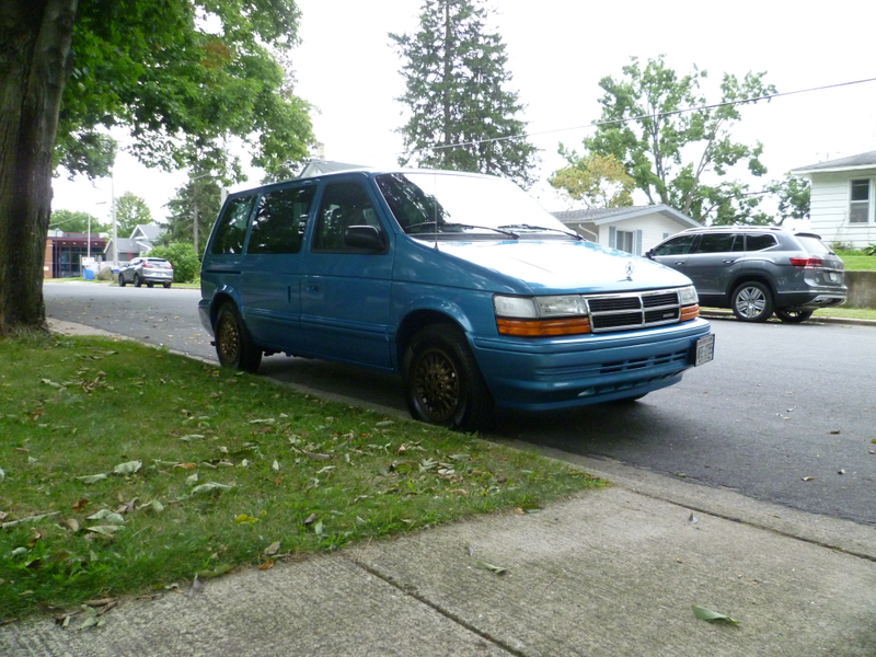 Side note, that is my neighbor’s new Atlas in the background. Holy hell does that thing look cheap inside!